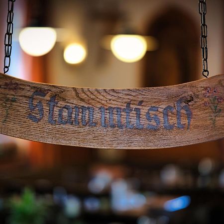 "Beim Butz" Hotel Worth an der Donau Eksteriør billede