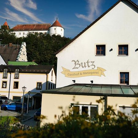 "Beim Butz" Hotel Worth an der Donau Eksteriør billede